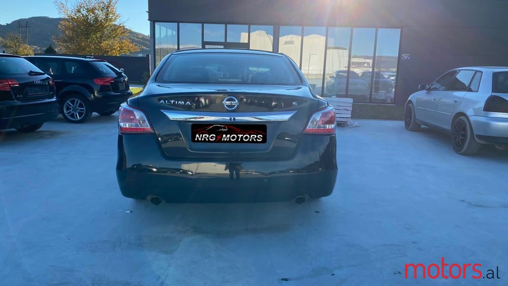 2013' Nissan Altima photo #3