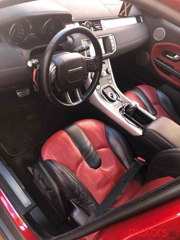 2014' Land Rover Range Rover Evoque photo #3