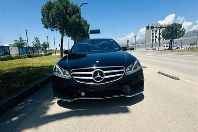 2014' Mercedes-Benz E 250