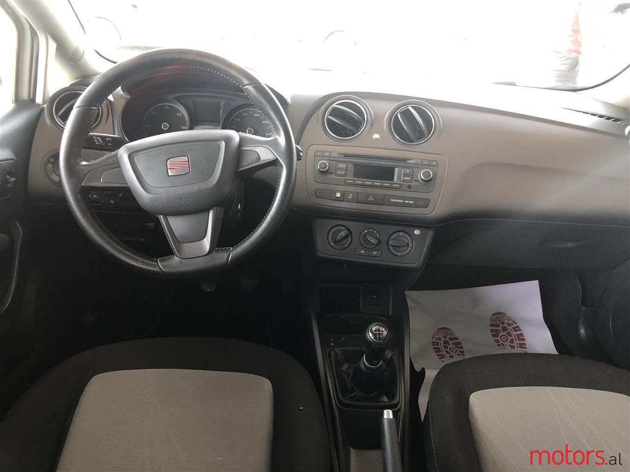 2013' SEAT Ibiza photo #5