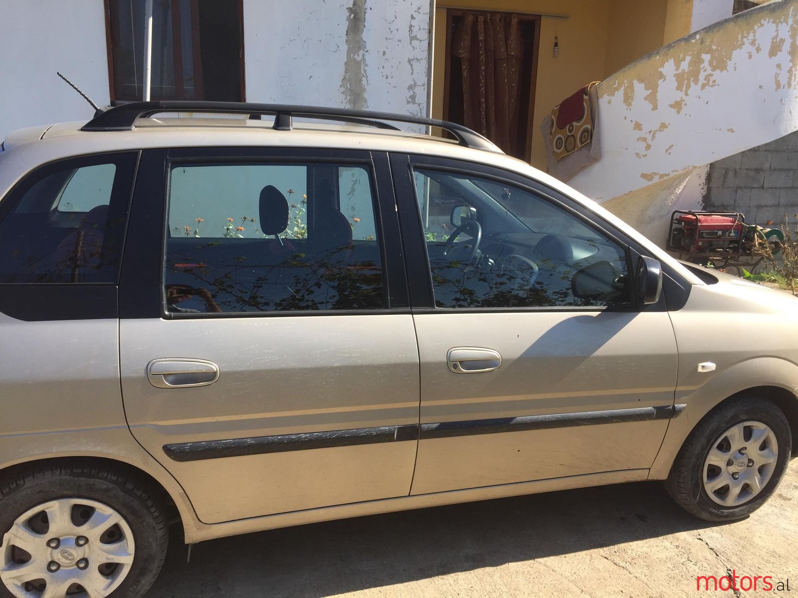 2009' Hyundai Matrix photo #1