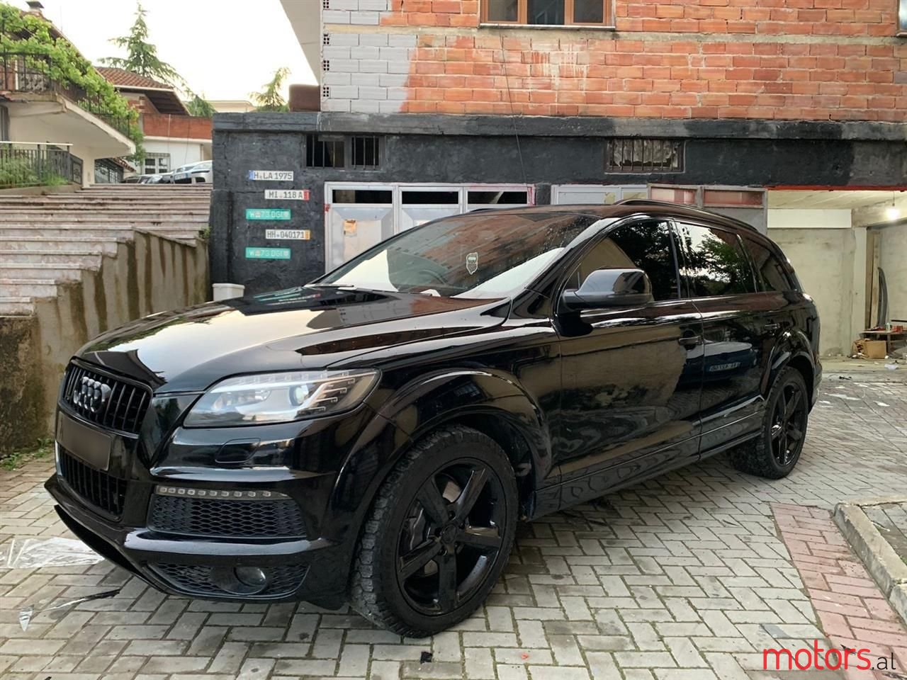 2013' Audi Q7 photo #1