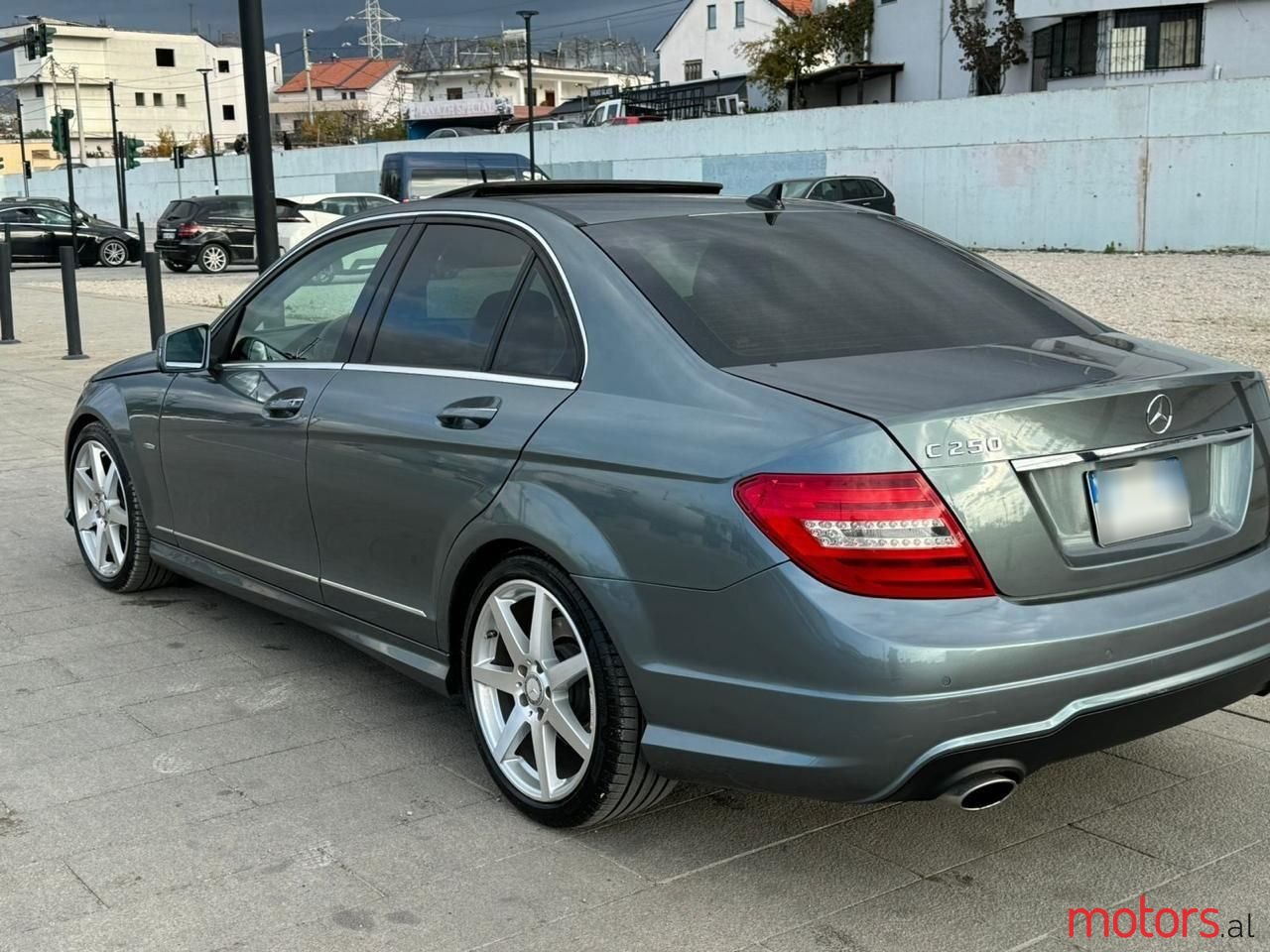 2012' Mercedes-Benz C 250 photo #1