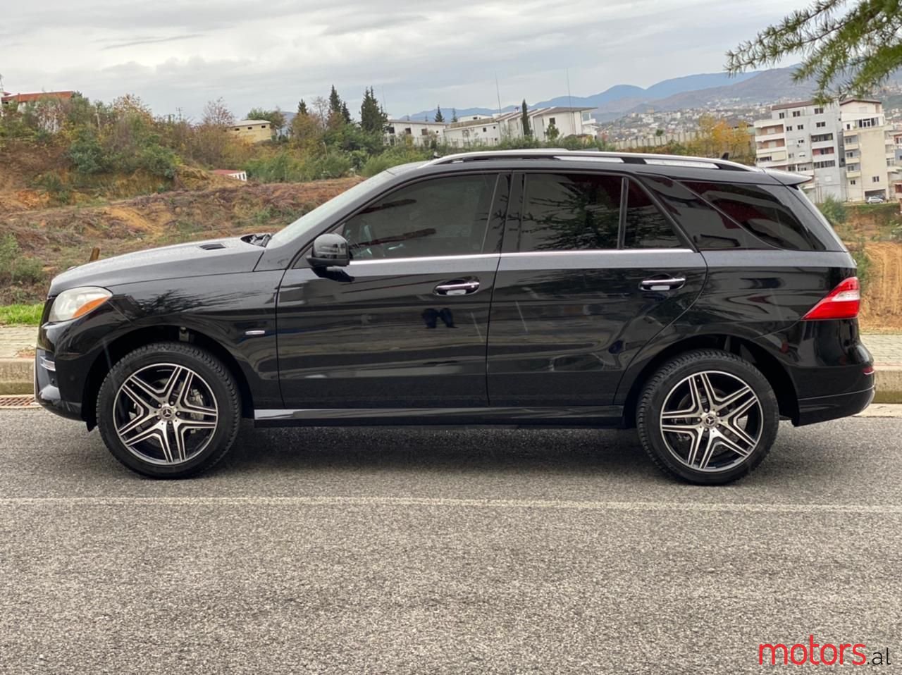 2012' Mercedes-Benz ML 350 photo #4