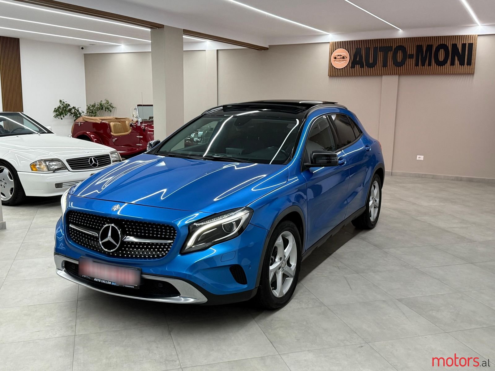 2015' Mercedes-Benz GLA 200 photo #1