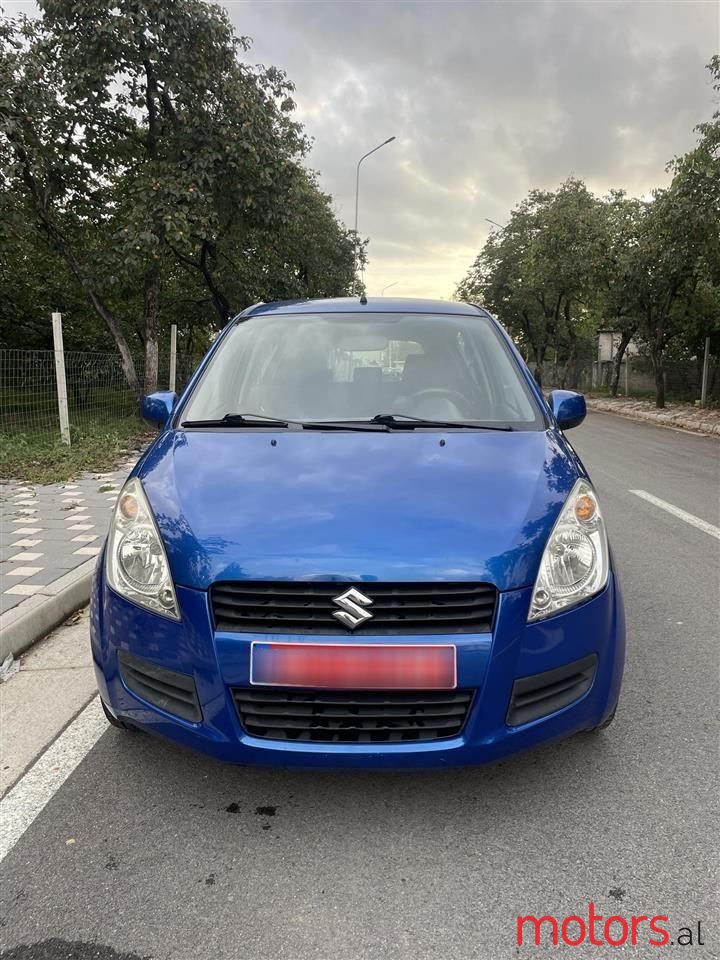 2010' Suzuki Splash photo #1