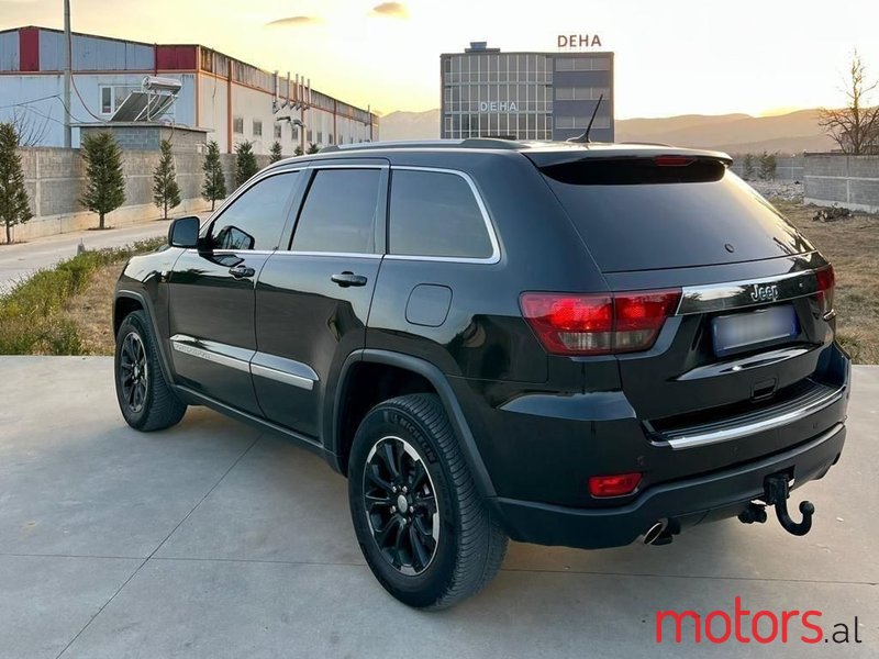 2012' Jeep Grand Cherokee photo #4