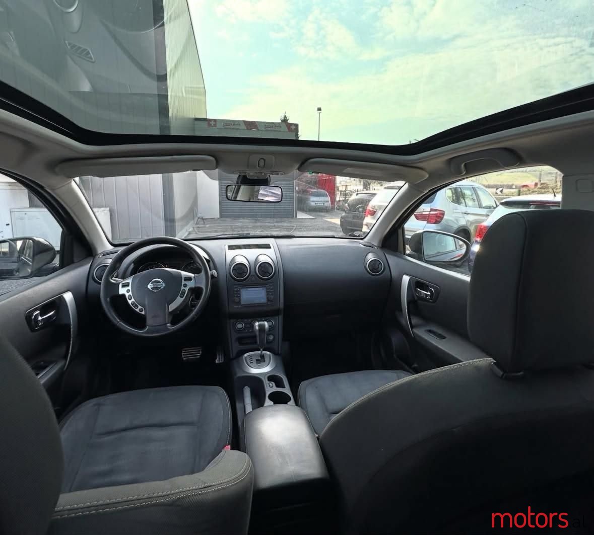 2011' Nissan Qashqai photo #6