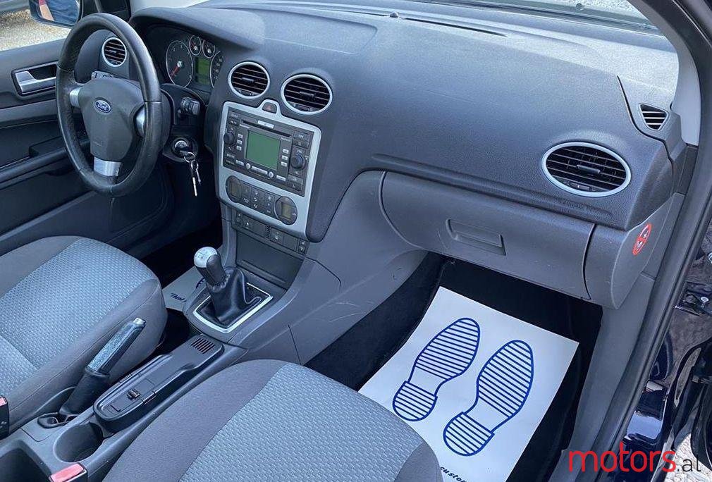 2007' Ford Focus photo #2