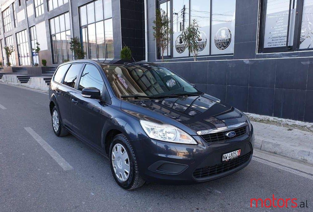 2010' Ford Focus photo #1