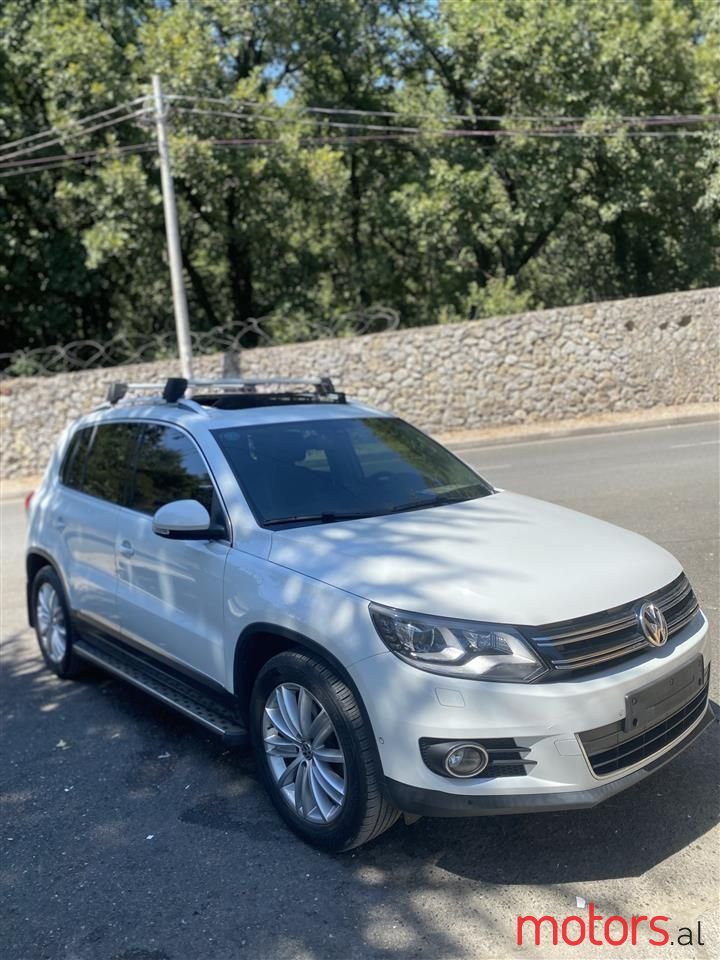 2014' Volkswagen Tiguan photo #4