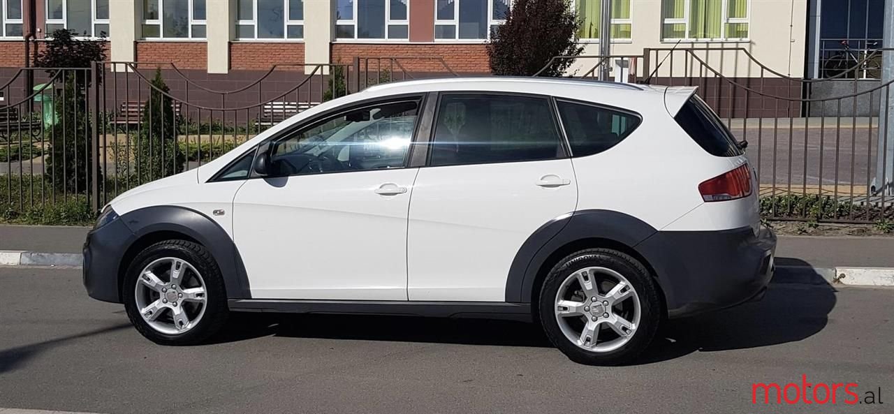 2008' SEAT Altea photo #2