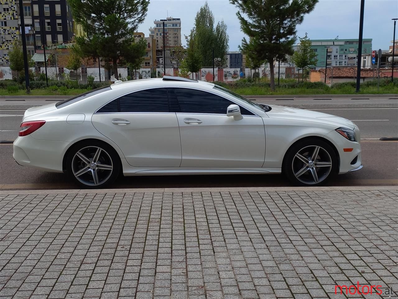 2015' Mercedes-Benz Cls 400 photo #2