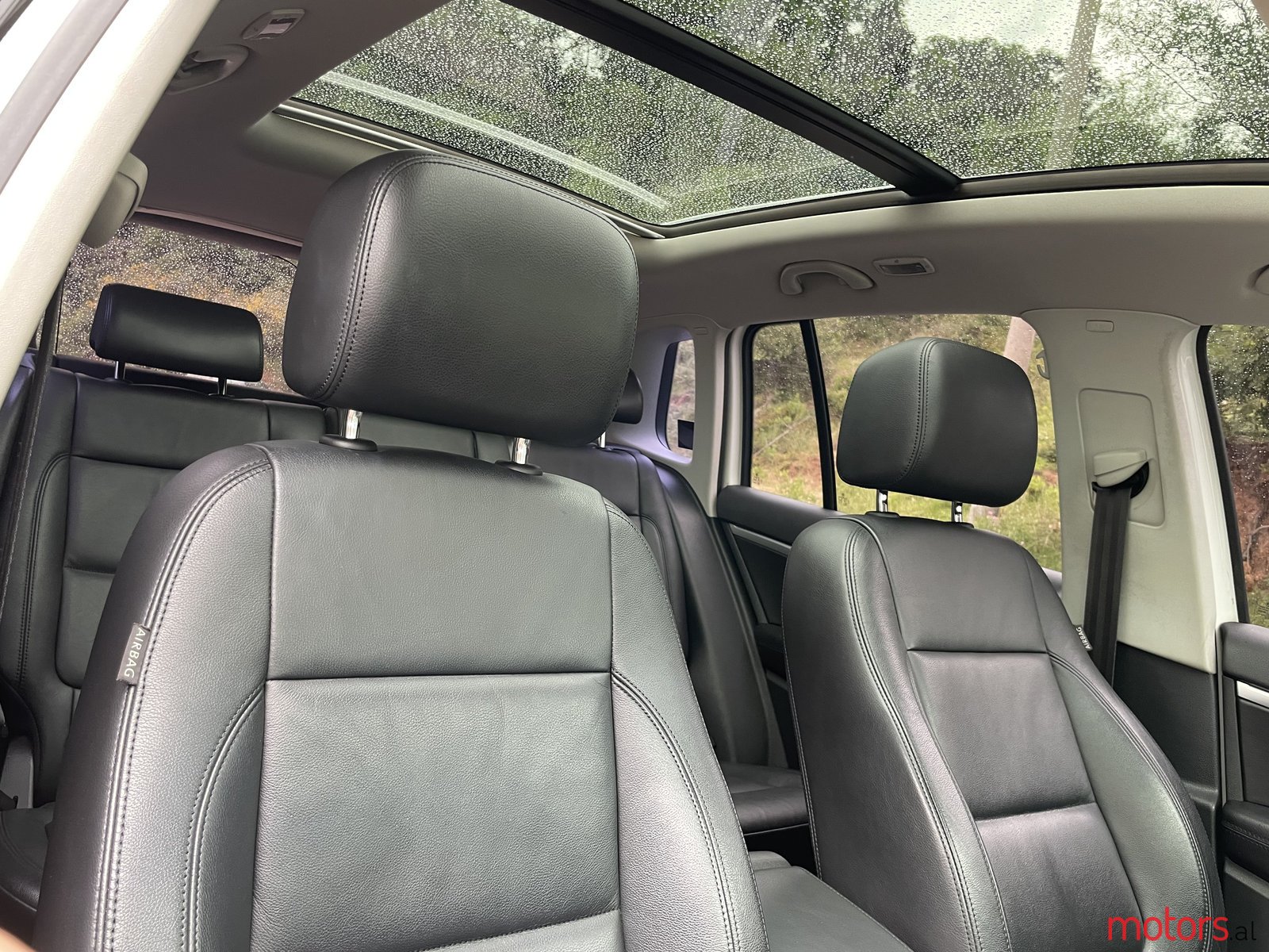 2013' Volkswagen Tiguan Full Panorama photo #3