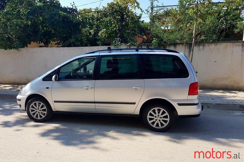 2006' Volkswagen Sharan photo #1