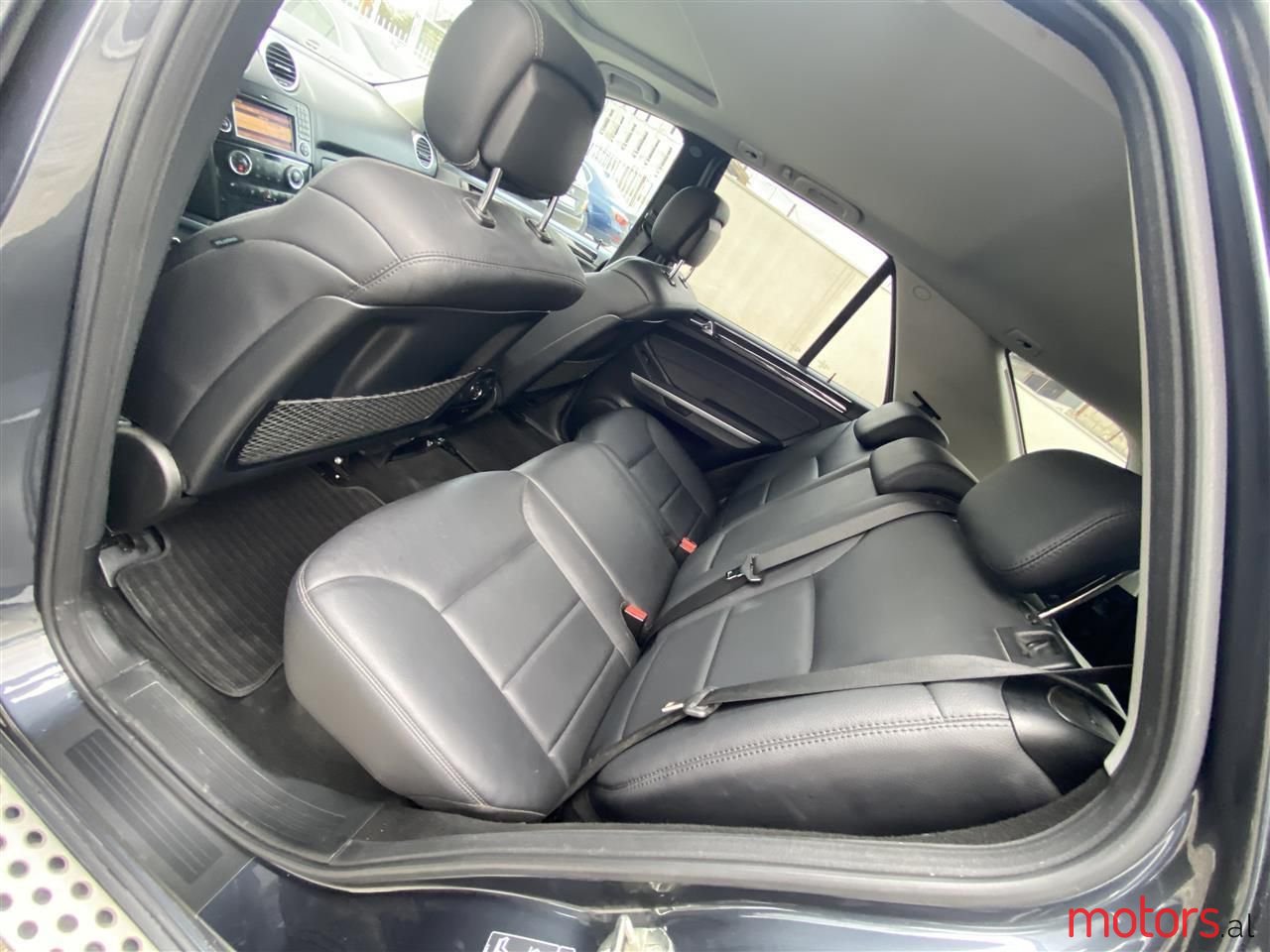 2011' Mercedes-Benz ML 350 photo #6