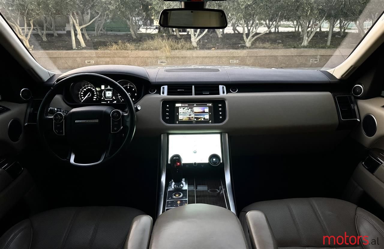 2016' Land Rover Range Rover Sport photo #2