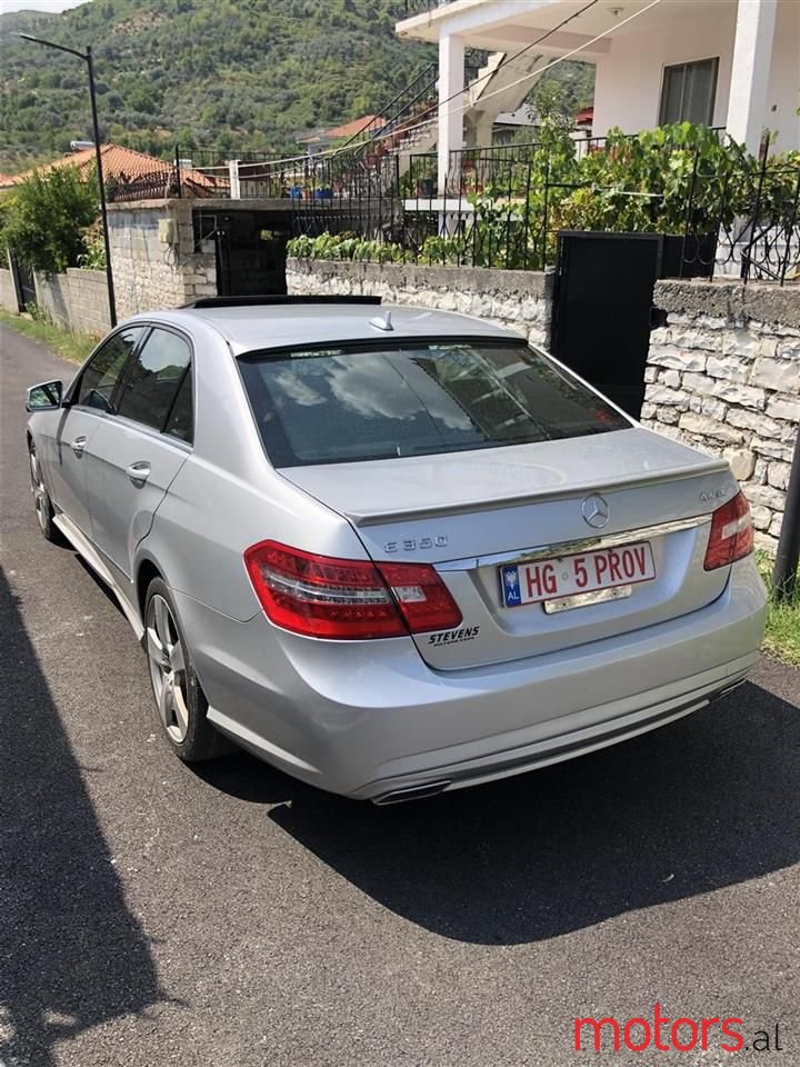 2010' Mercedes-Benz E 350 photo #6