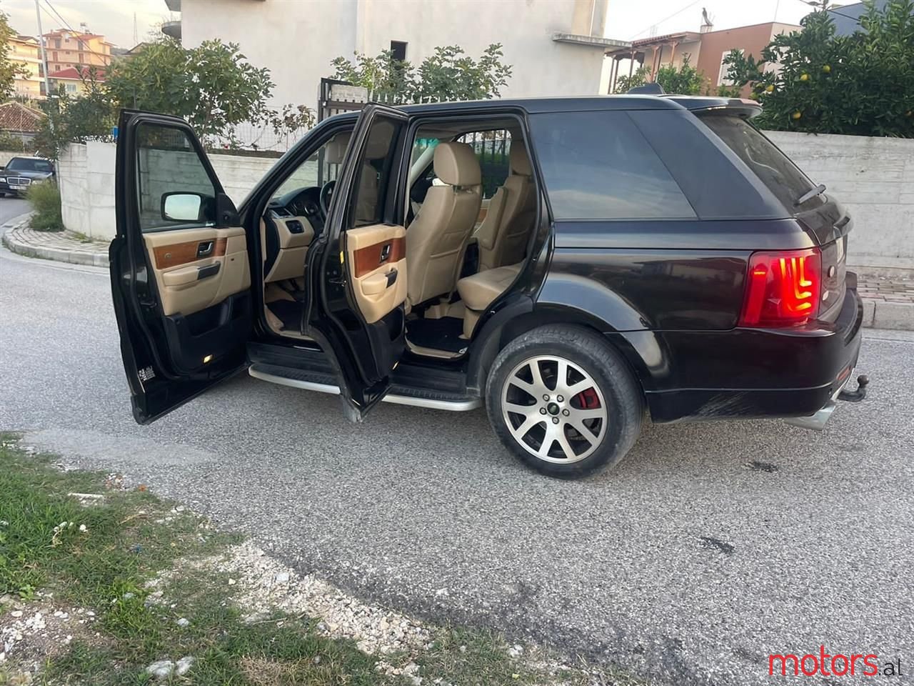 2007' Land Rover Range Rover Sport photo #4