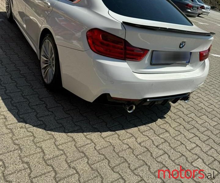 2015' BMW 420 photo #2
