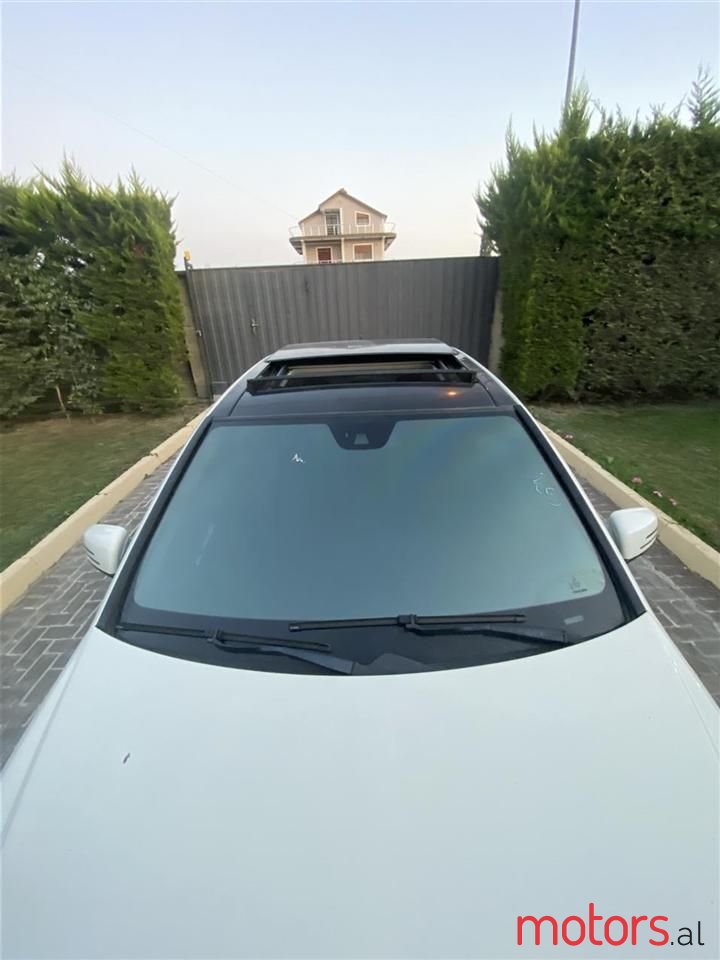 2012' Mercedes-Benz 220 photo #6