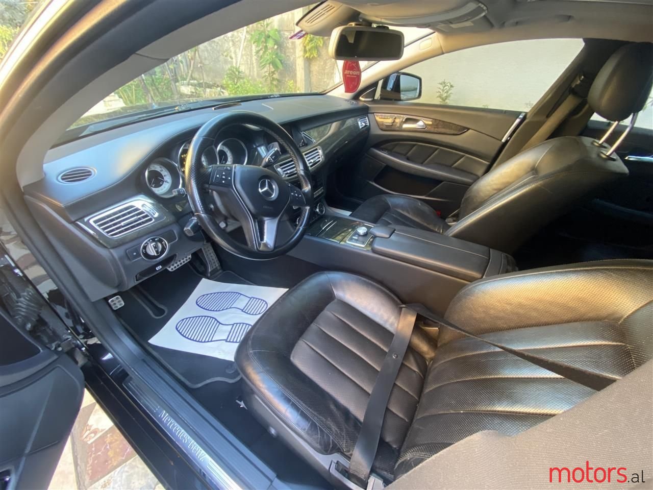 2012' Mercedes-Benz CLS 350 photo #4