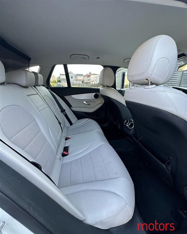 2014' Mercedes-Benz C 220 photo #6