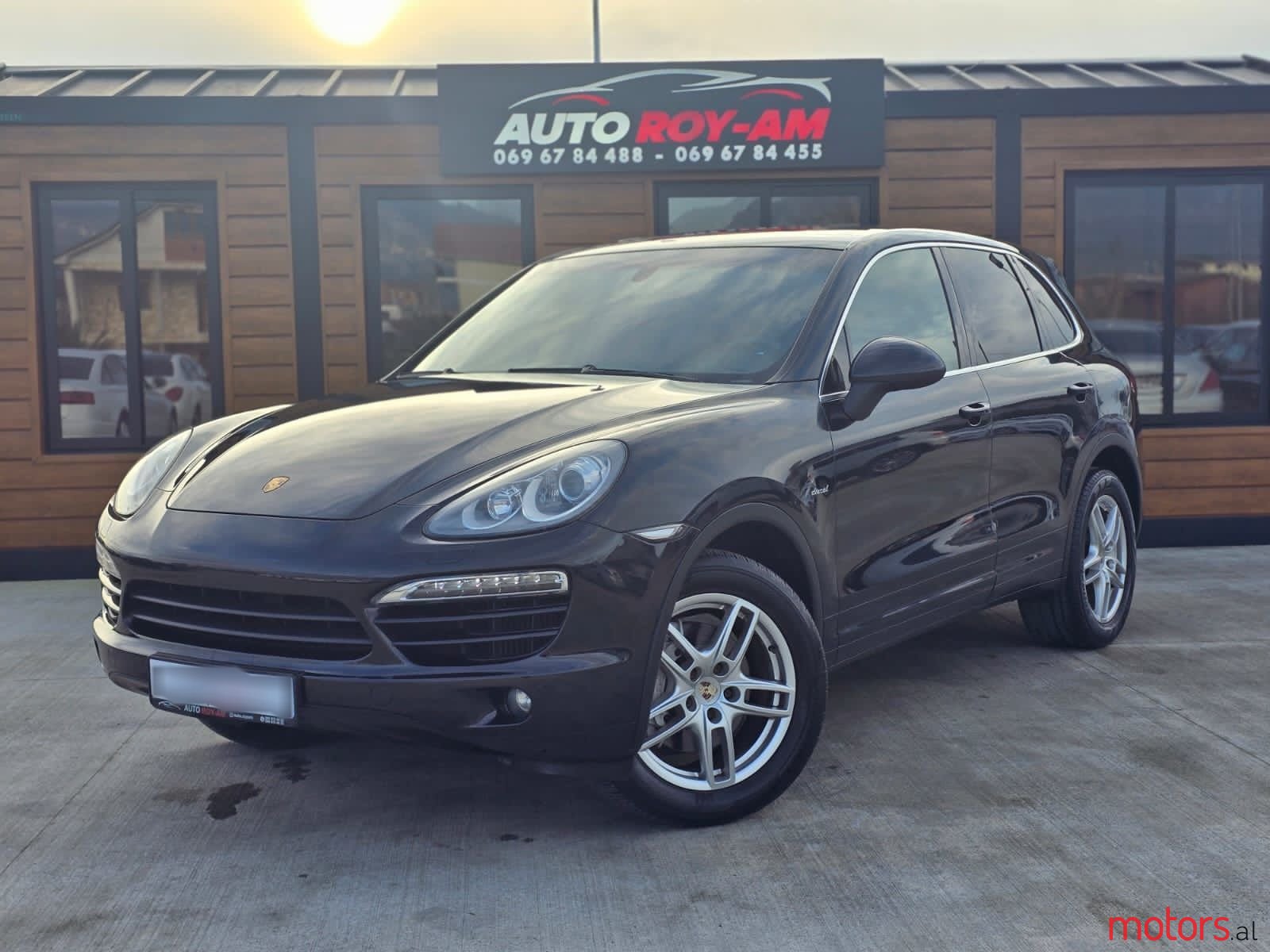 2012' Porsche Cayman photo #2