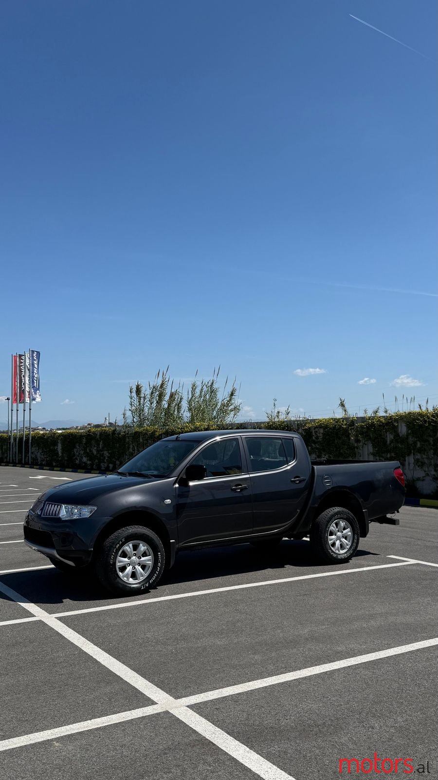 2013' Mitsubishi L200 photo #3