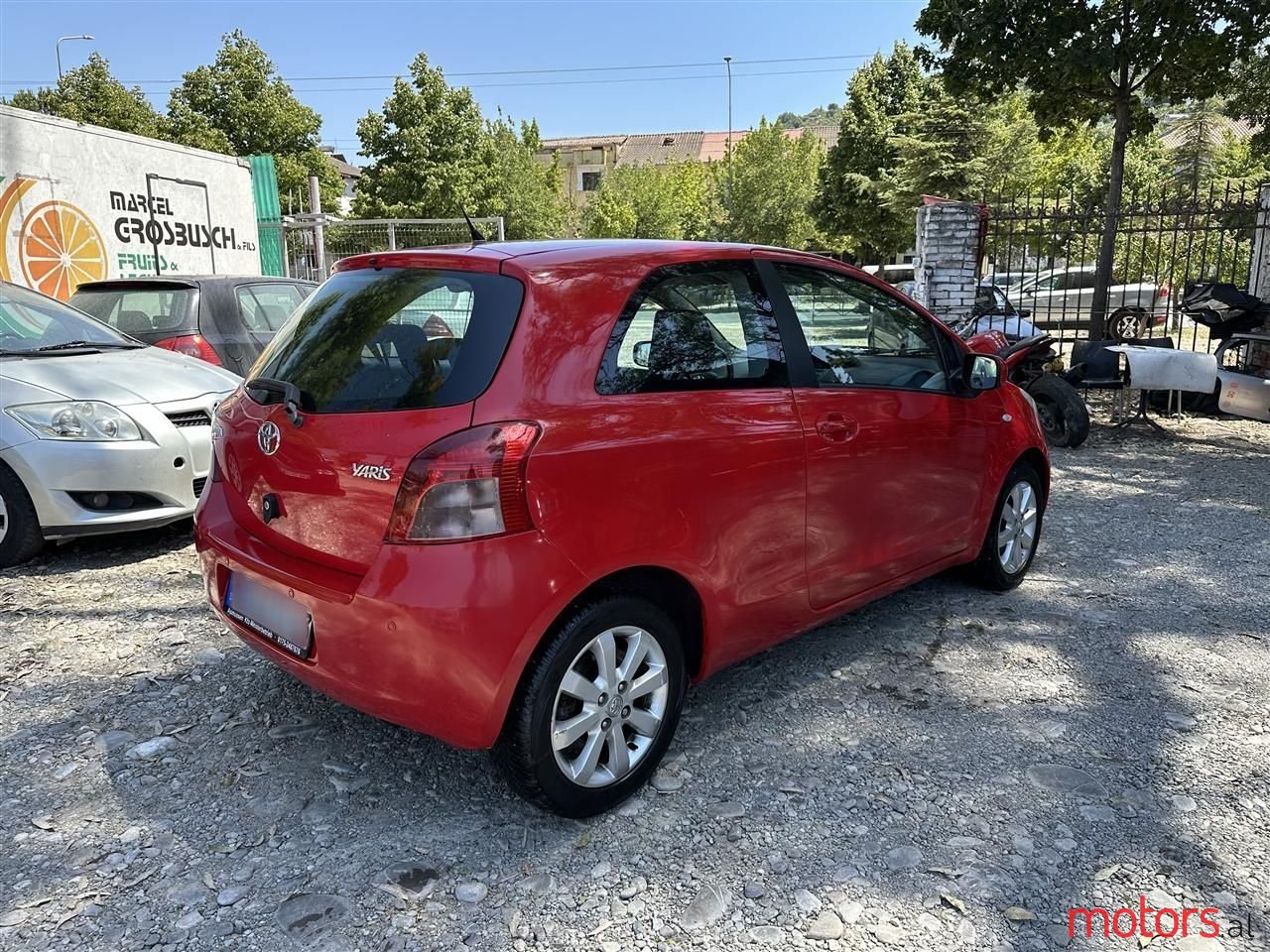 2006' Toyota Yaris photo #4