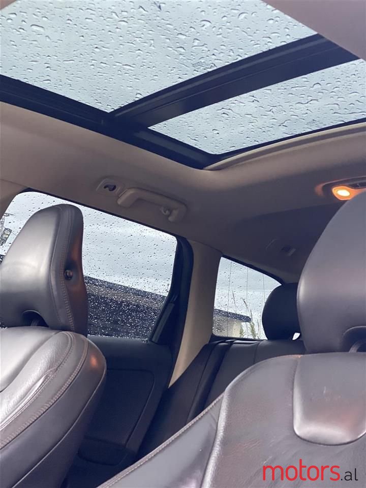 2010' Volvo Xc 60 photo #4