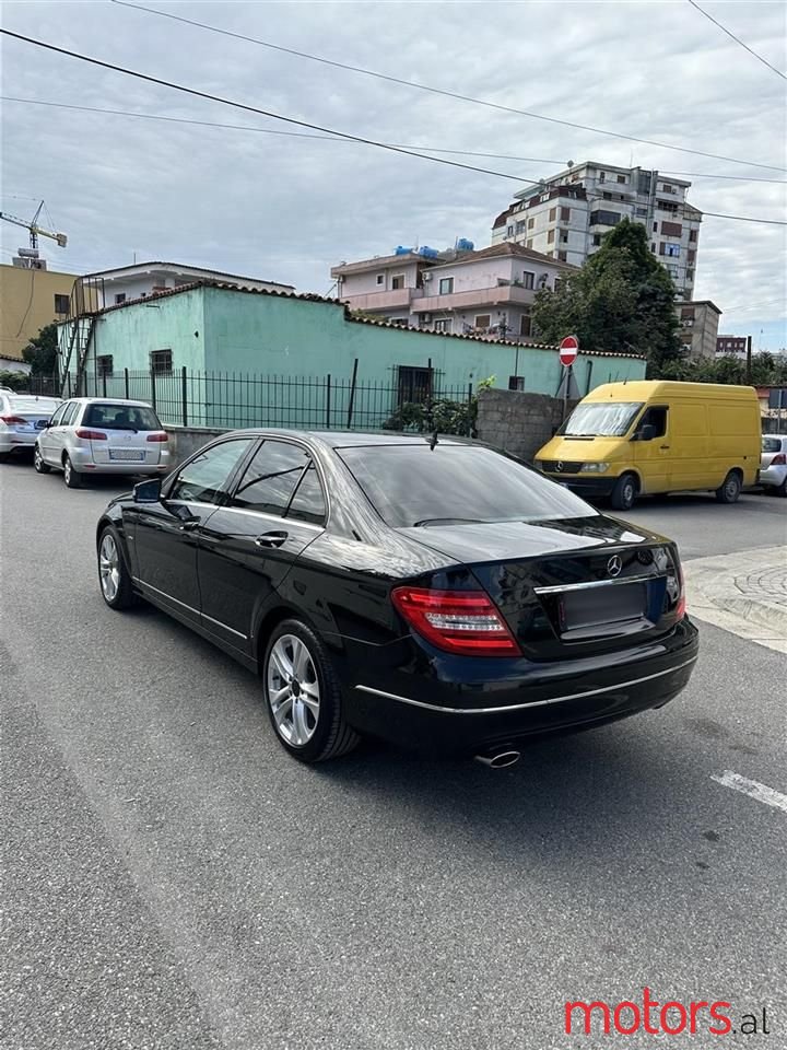 2011' Mercedes-Benz C 220 photo #4
