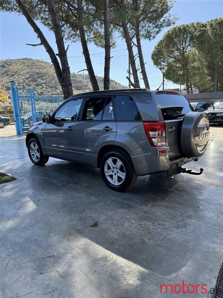 2007' Suzuki Grand Vitara photo #3