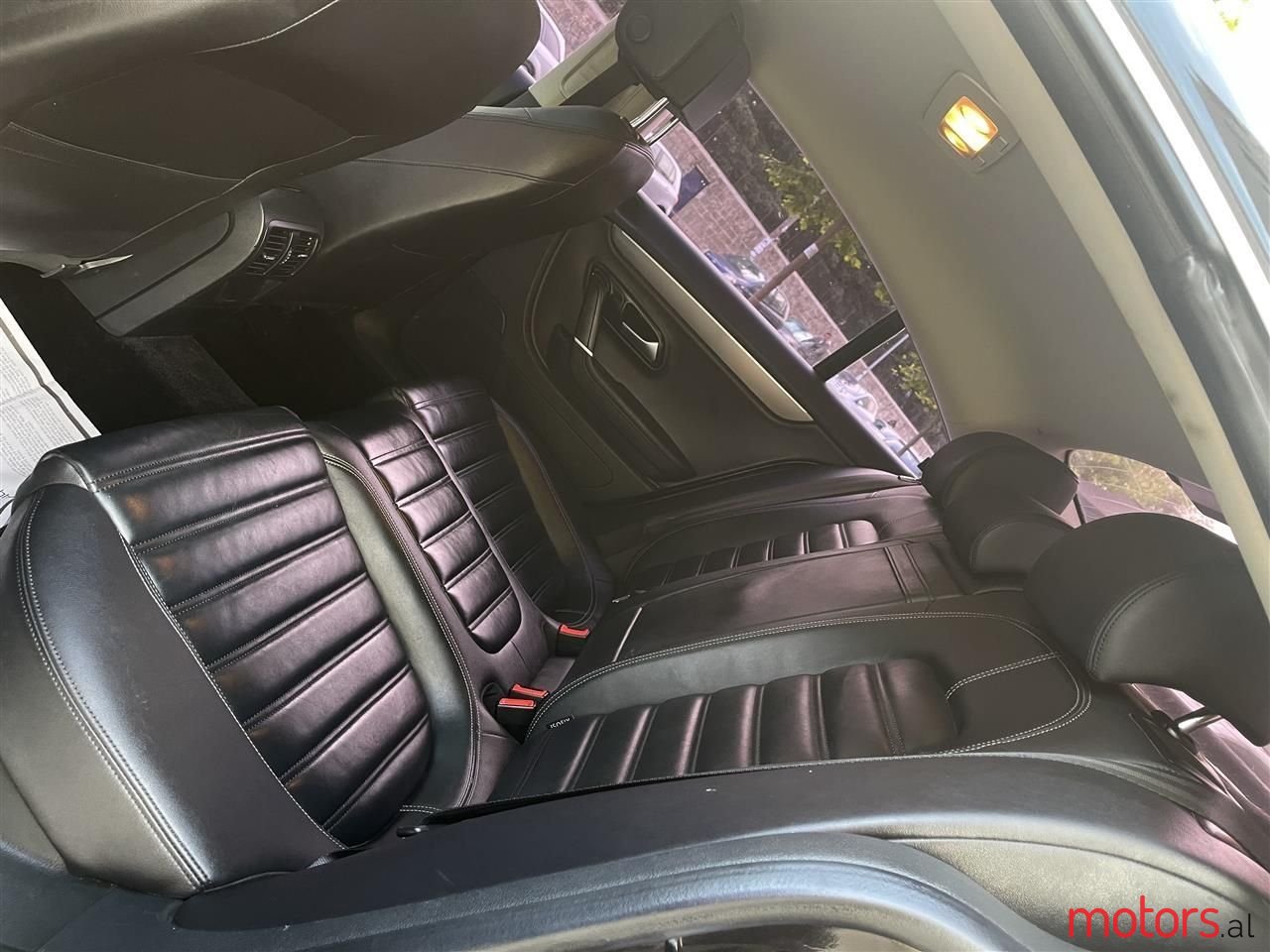 2016' Volkswagen photo #3