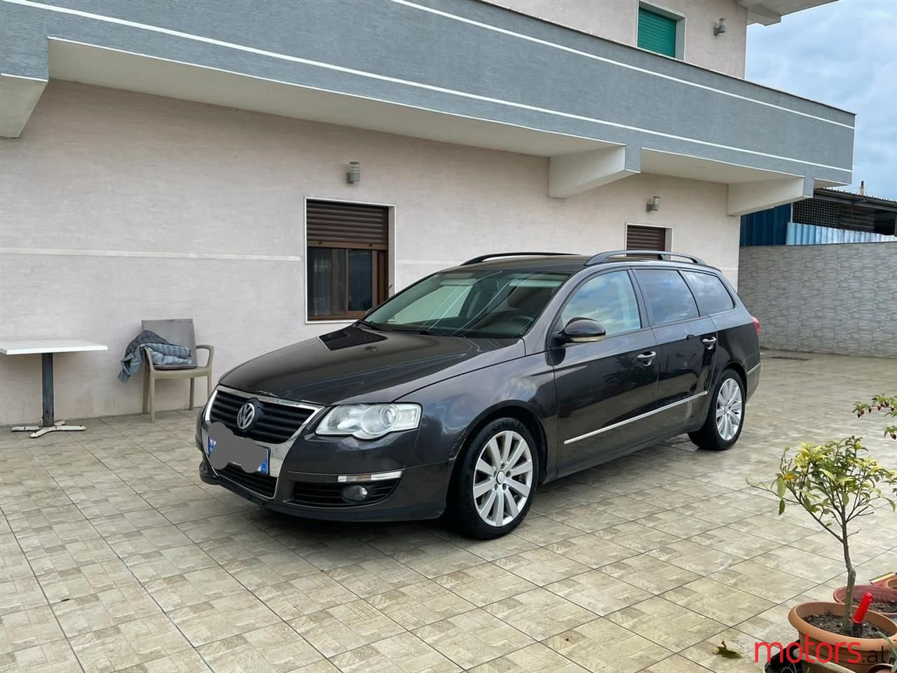 2008' Volkswagen Passat photo #1