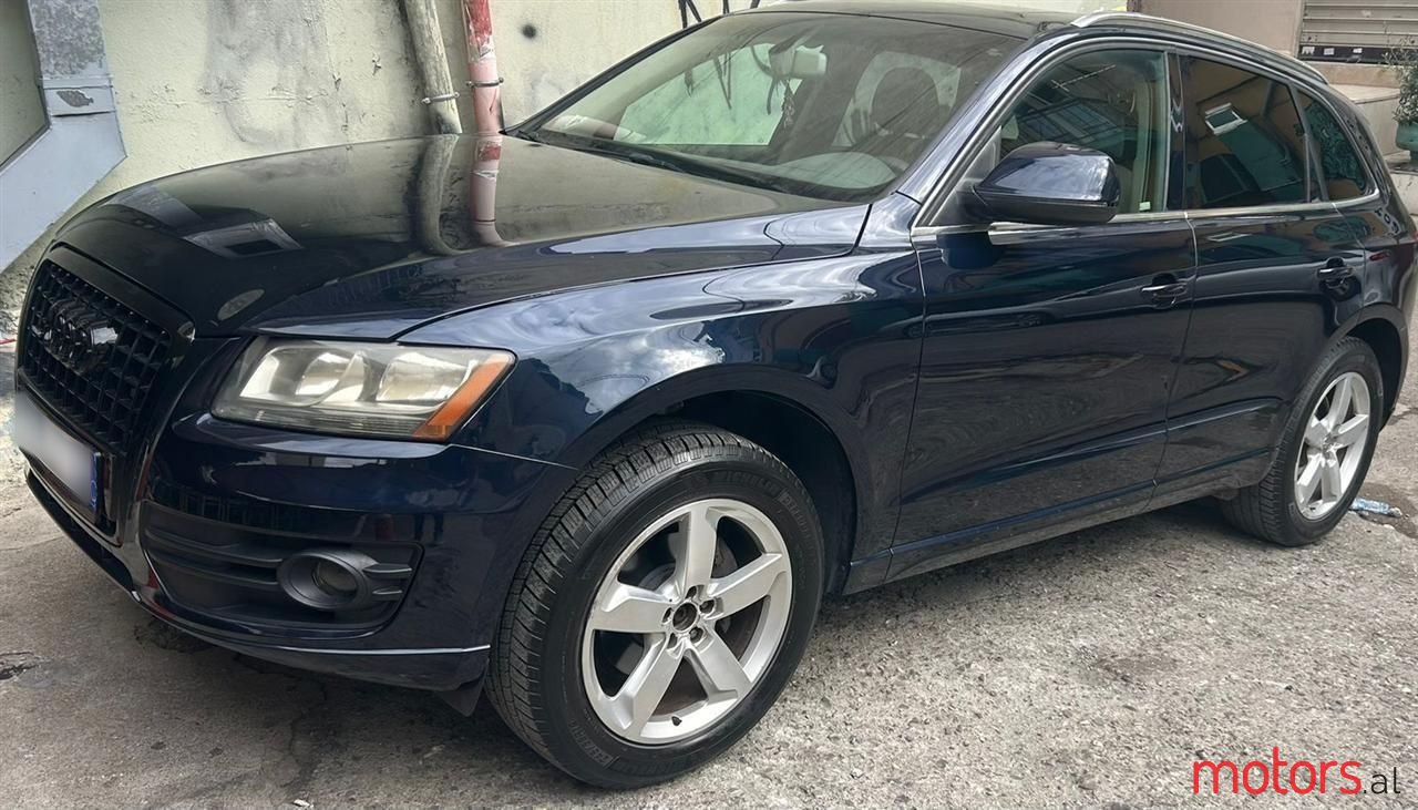 2010' Audi Q5 photo #1