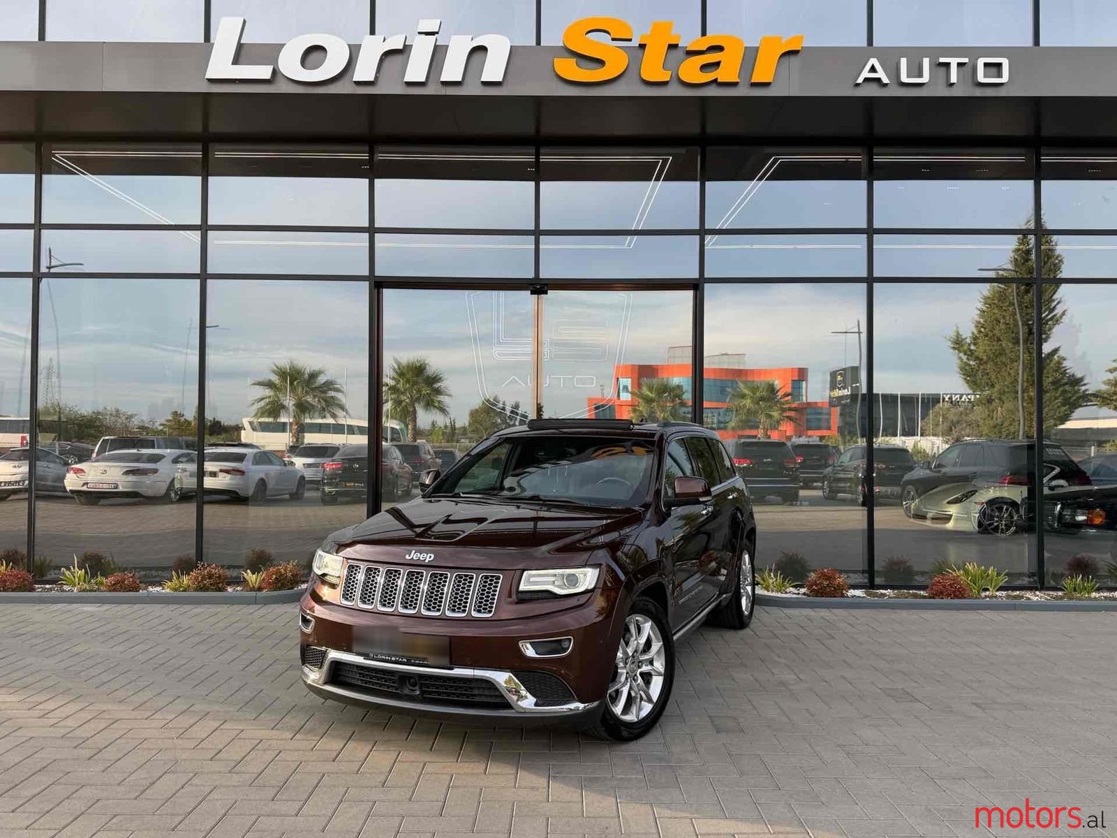 2014' Jeep Grand Cherokee photo #1