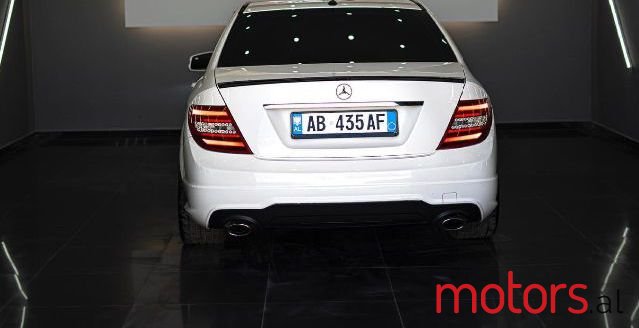 2012' Mercedes-Benz C-Class photo #3