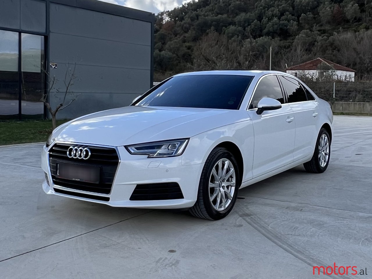 2018' Audi A4 photo #1