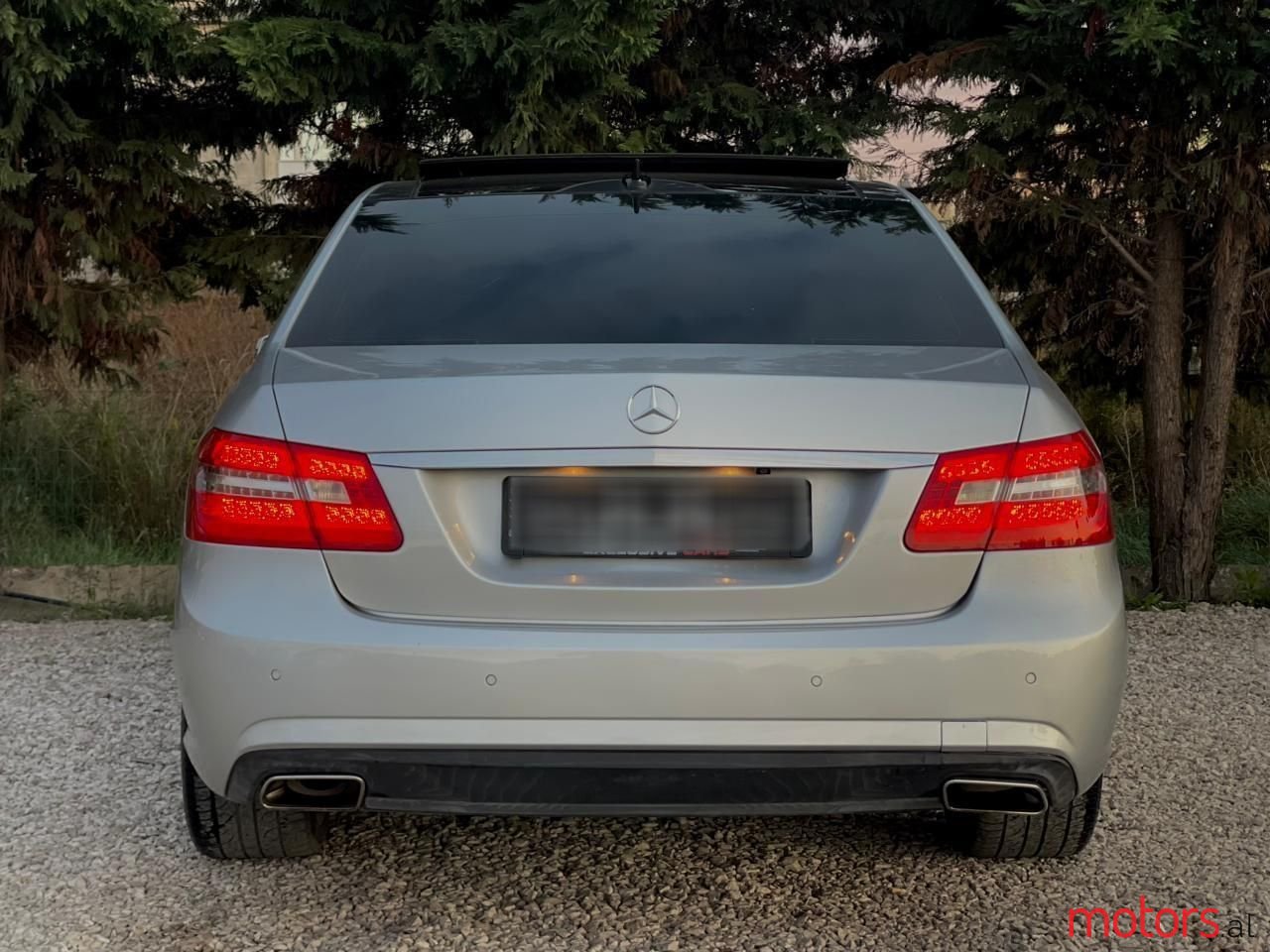 2010' Mercedes-Benz E 350 photo #5