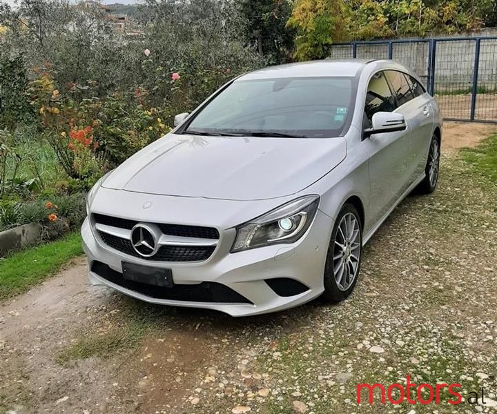 2015' Mercedes-Benz CLA 200 photo #2