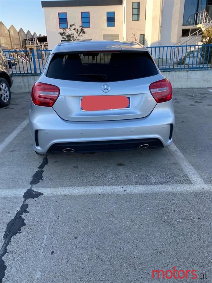 2014' Mercedes-Benz A 180 photo #6