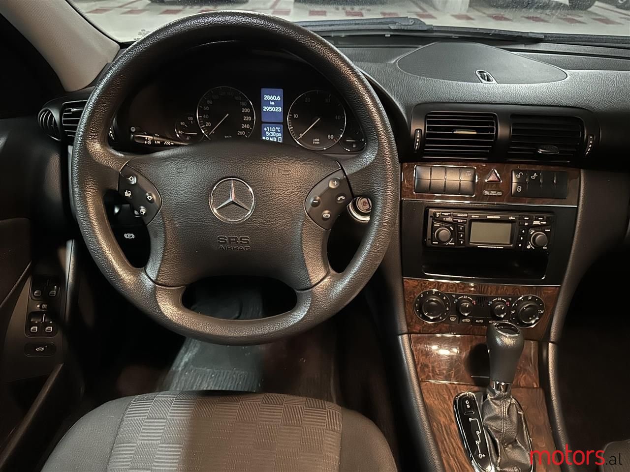 2005' Mercedes-Benz C 220 photo #4