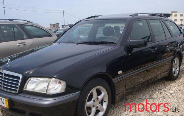 2000' Mercedes-Benz C-Class photo #3