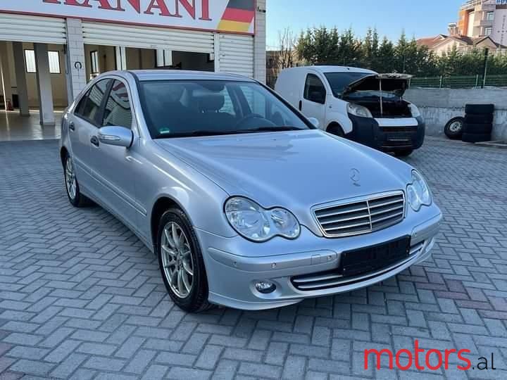 2006' Mercedes-Benz C 220 photo #1