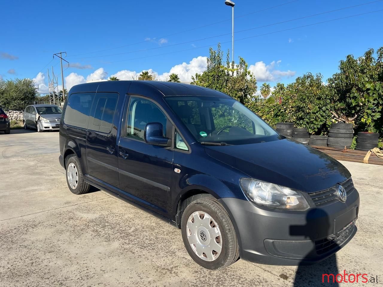 2012' Volkswagen Caddy photo #2