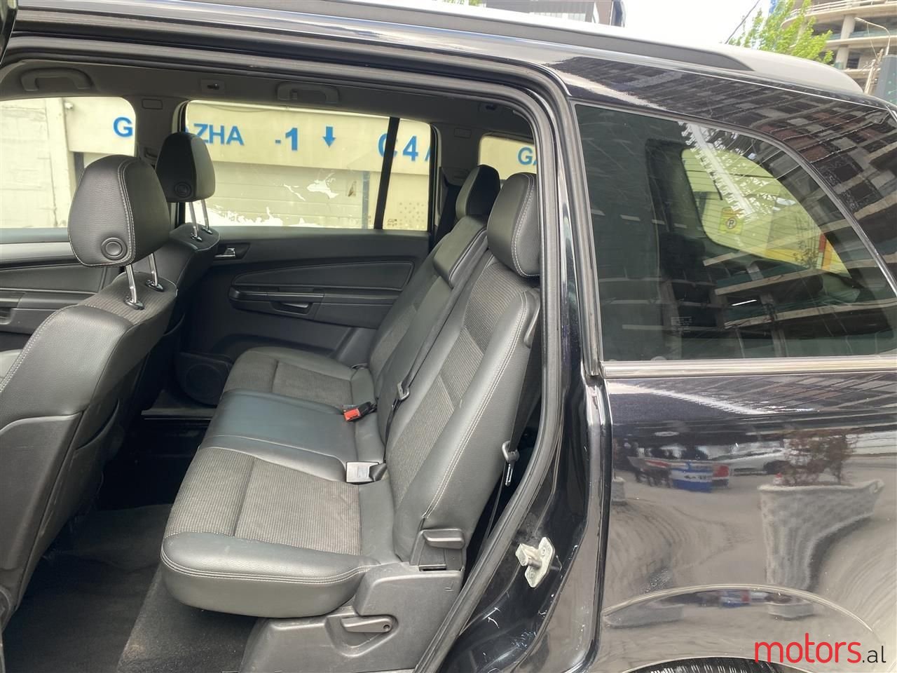 2006' Opel Zafira photo #5