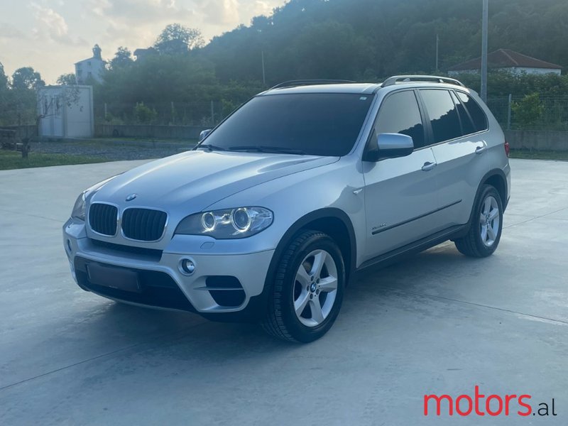 2011' BMW X5 photo #1