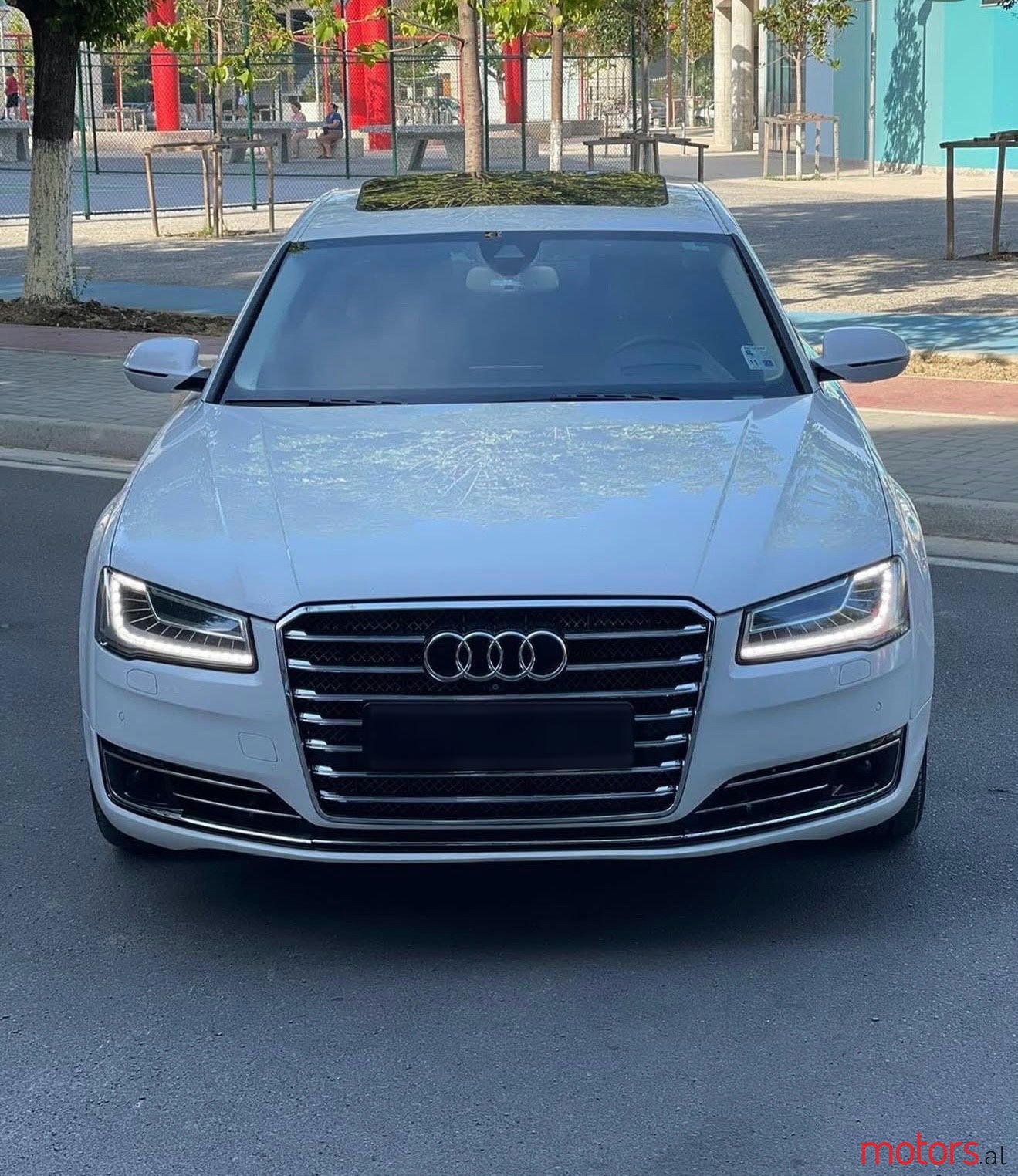 2015' Audi A8 photo #2