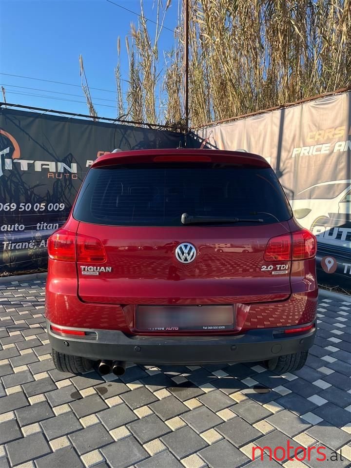 2013' Volkswagen Tiguan photo #3